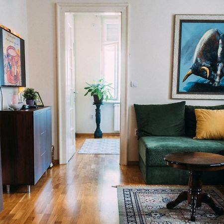 Crown Apartment With Garden View Belgrado Esterno foto