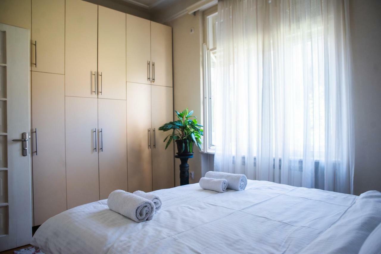 Crown Apartment With Garden View Belgrado Esterno foto