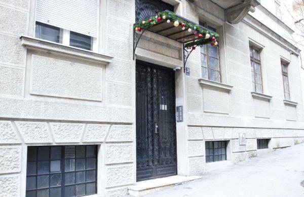 Crown Apartment With Garden View Belgrado Esterno foto